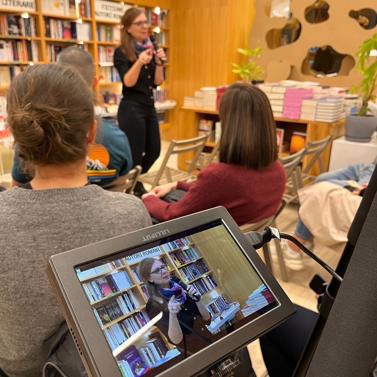 Cristina Bărută la Cărturești